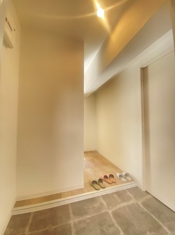 メゾンリエールの玄関