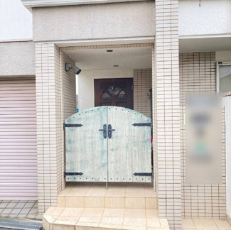【玄関】 | 旭丘3丁目　中古戸建 | 玄関