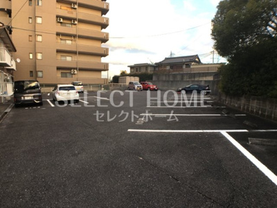 【駐車場】 | 戸崎南ハイツ | 駐車場完備です