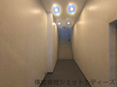 【ロビー】 | 井上ビル