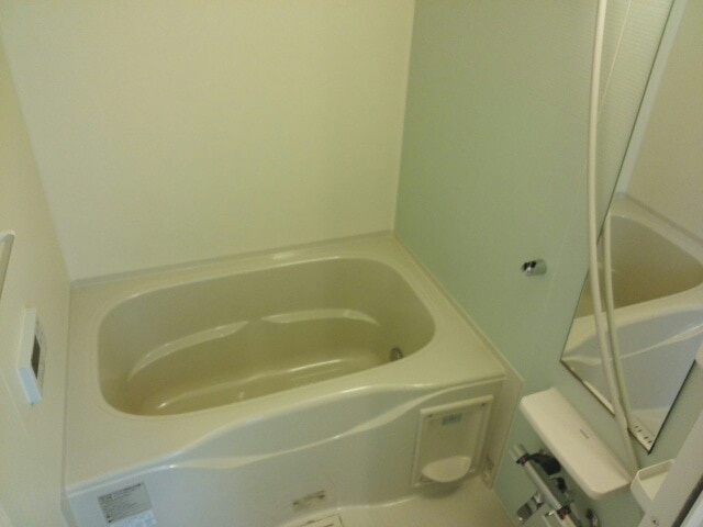 サンヴェール茂原Bの浴室