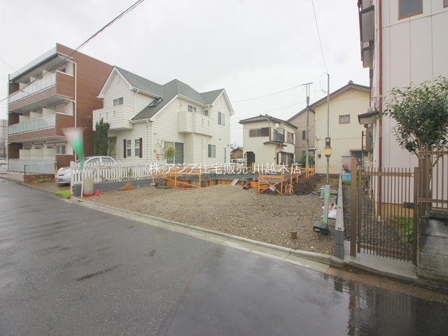 川越市岸町第三　新築戸建の外観|更地　建設中