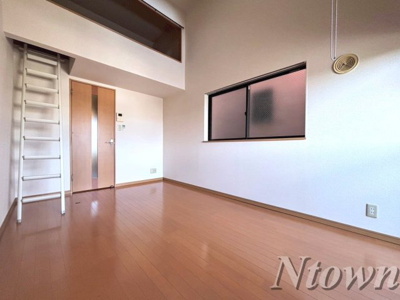 【居間・リビング】 | MTコーポ | こちらの居間で趣味の時間をお楽しみください