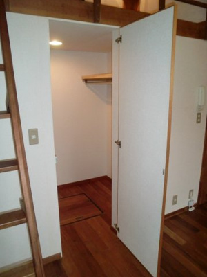 【内装】 | セザンヌ三谷 | ウォームインクローゼット
（※画像はイメージです、現況優先となります）