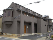 セザンヌ三谷の画像