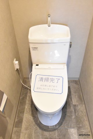 レジディア西天満(旧：リヴァージュ西天満)　仲介手数料無料のトイレ