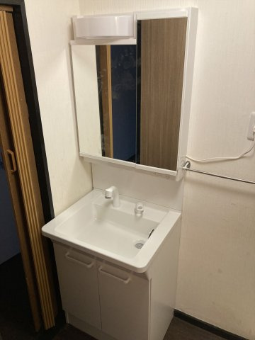 Calm西条中央の洗面所