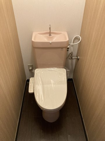 Calm西条中央のトイレ