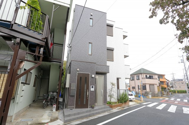 メゾンSKの外観
