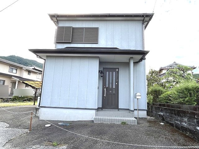 孕西町貸家