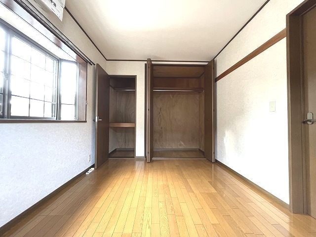 孕西町貸家の洋室|洋室です
