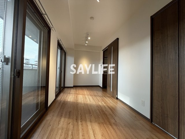 プリエール高井田の居間・リビング