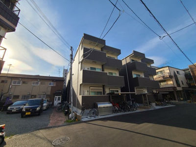 【外観】 | フジパレス下新庄駅東２番館 | シンプルなデザインの外観です