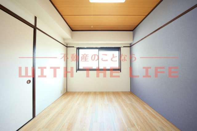 ライオンズマンション久留米【キャンペーン対象物件】の洋室|明るい洋室です