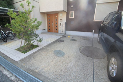 【駐車場】 | シャーメゾン上野西