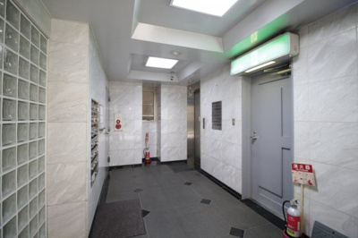 【エントランス】 | コーノスビル