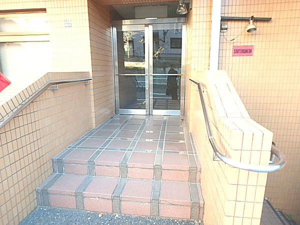【エントランス】の画像