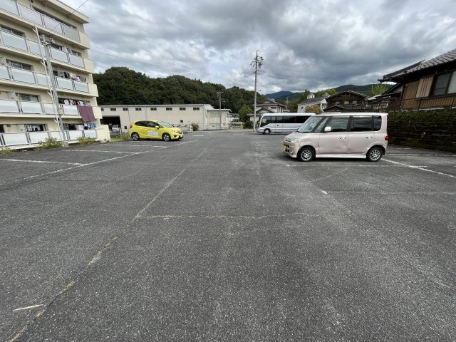 ジョイライフ落合パーキングB