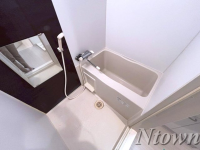 【浴室】 | アルメリアⅡ | ゆったり過ごせるお風呂です