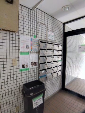 ドミールさつきが丘のその他共用部分|メールボックス