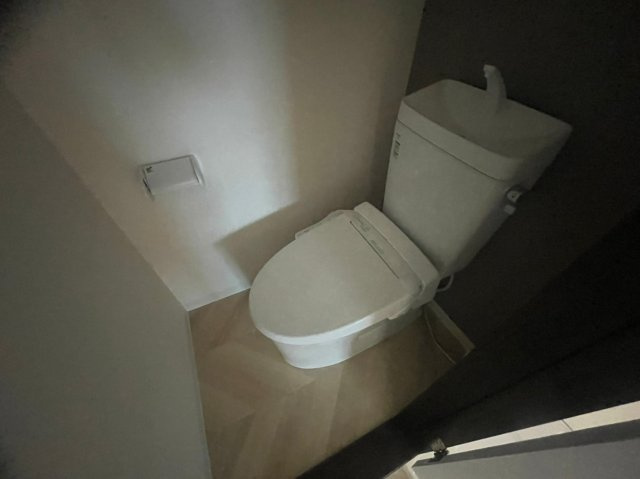 クィーンズコート東落合B棟のトイレ