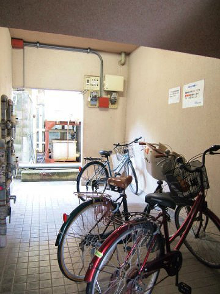 コーポラスF3【キャッシュバック対象物件】の駐車場|駐車場です