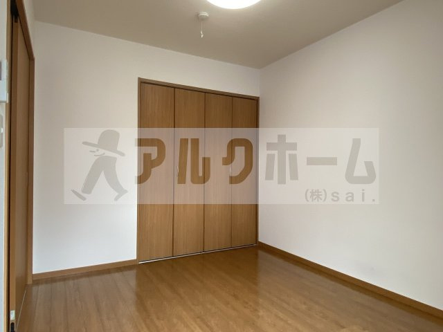 アムールラックの洋室