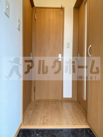 アムールラックの玄関