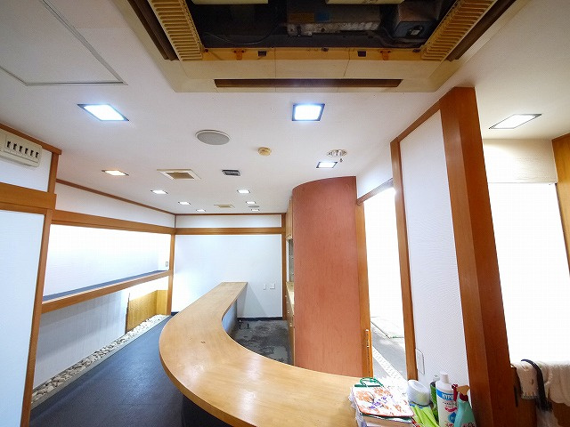 アルファプラザ