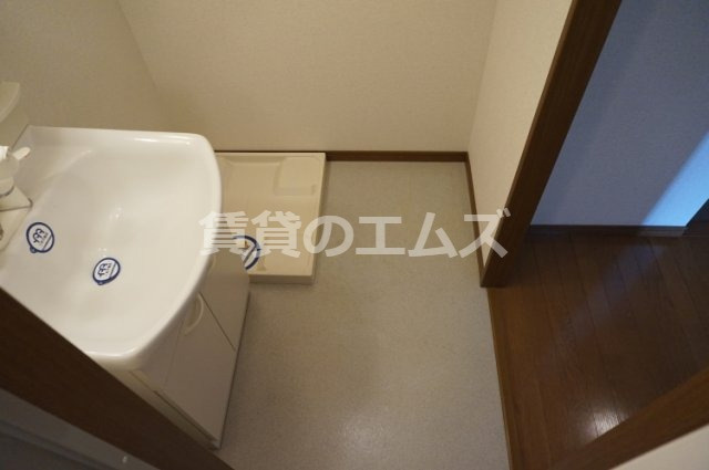 【洗面所】 | アンプルールベトン筑紫通り | アンプルールベトン筑紫通りの脱衣所