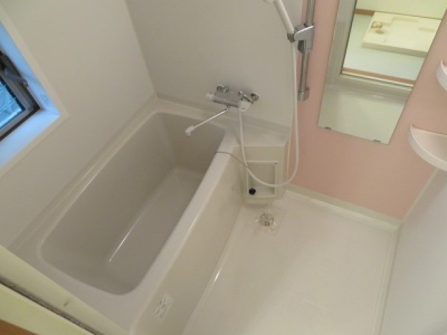 パレスハナテンⅠの浴室
