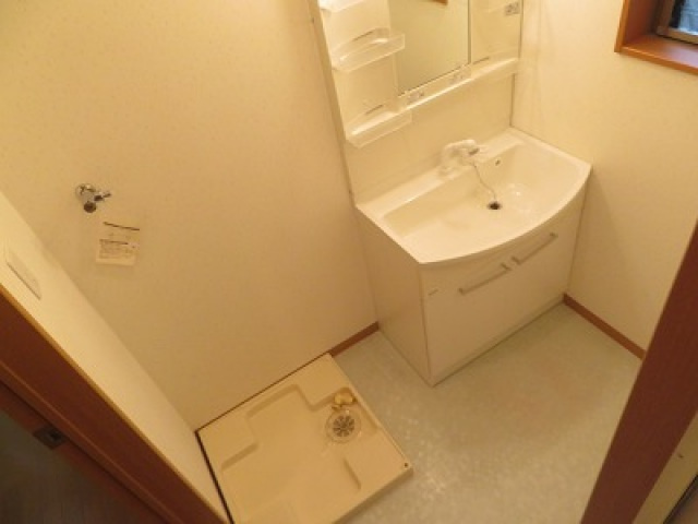 パレスハナテンⅠの独立洗面台