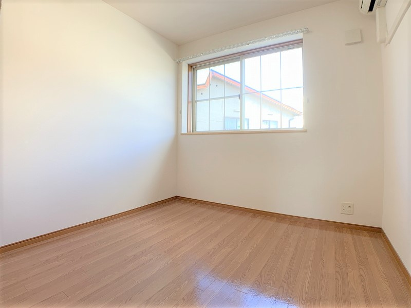 トラッドハウス愛宕の寝室