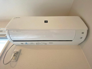 【設備】 | Toile blanche