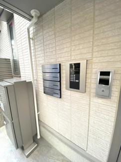 【エントランス】 | Toile blanche
