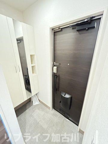 ピノコートDの玄関