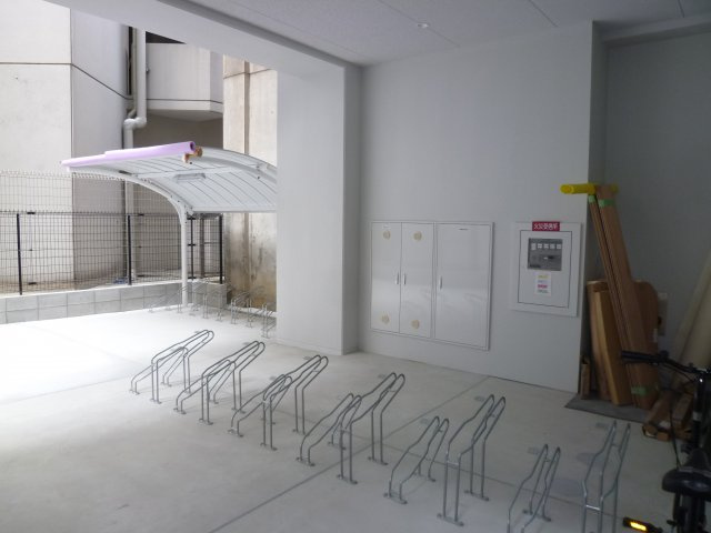 ポローニア立花通りの駐車場