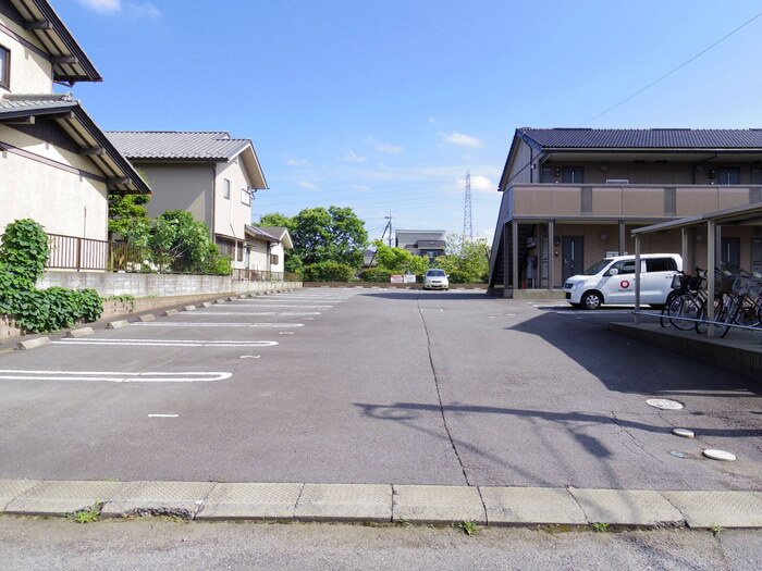 マロンハイム Ａ・Ｂの駐車場|駐車場