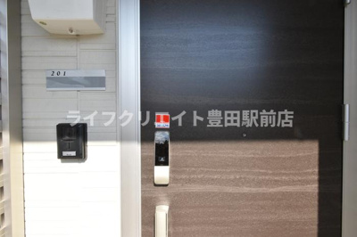 【玄関】 | セッテルーチェ