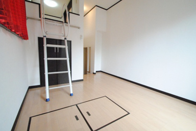 【その他】 | 蔵ハウス | スタンダードな洋室です