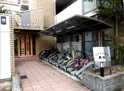 【エントランス】 | エスタシオン高石