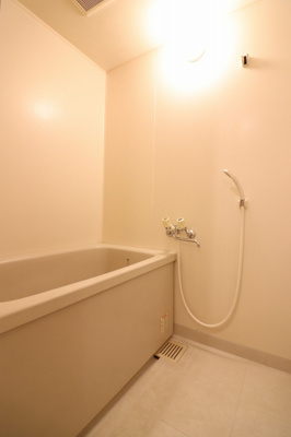 【浴室】 | ハイウェール | 日々の疲れを癒すお風呂付です