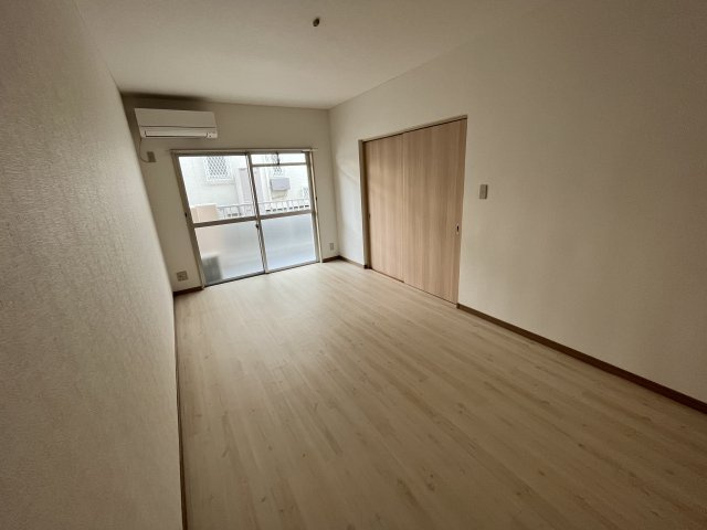 ぐらんしゅーる・Sの洋室