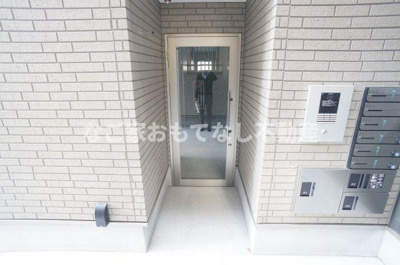 【エントランス】 | Loisir志賀本通(ロワズィールシガホンドオリ)