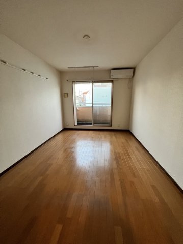 レスポワールの居間・リビング