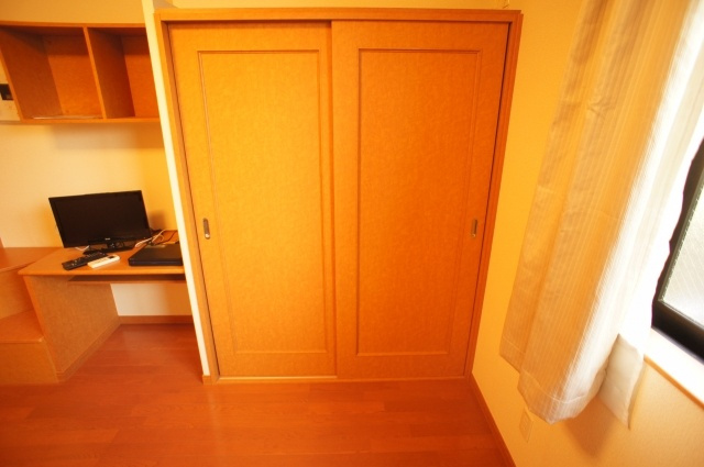 レオパレスHYTⅤの収納