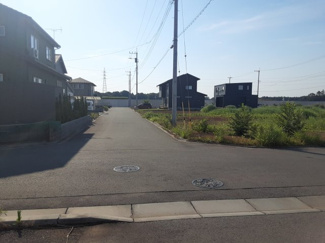 【前面道路含む現地写真】