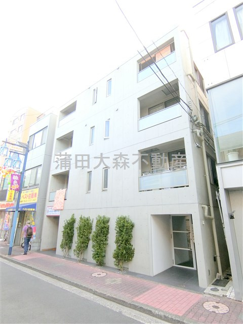 NEXUS(ネクサス仲六郷の外観|外観タイル張り　2019年7月築　RC鉄筋コンクリート造地上4階建ての雑色駅近賃貸マンション