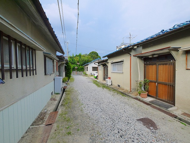 滝川借家の周辺