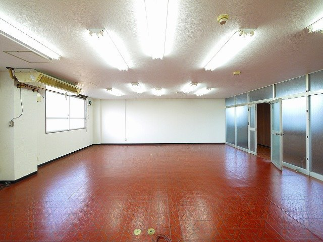 大和本社ビル別館の内装|内装もきれいです